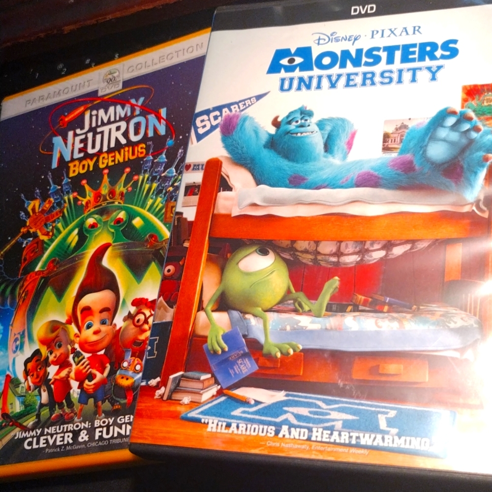 Lot of 2 DVD, Disney Pixar monsters university, Jimmy neutron boy genius